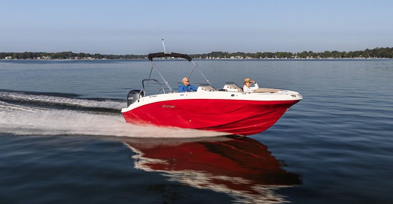 Hurricane Deck Boat Rental